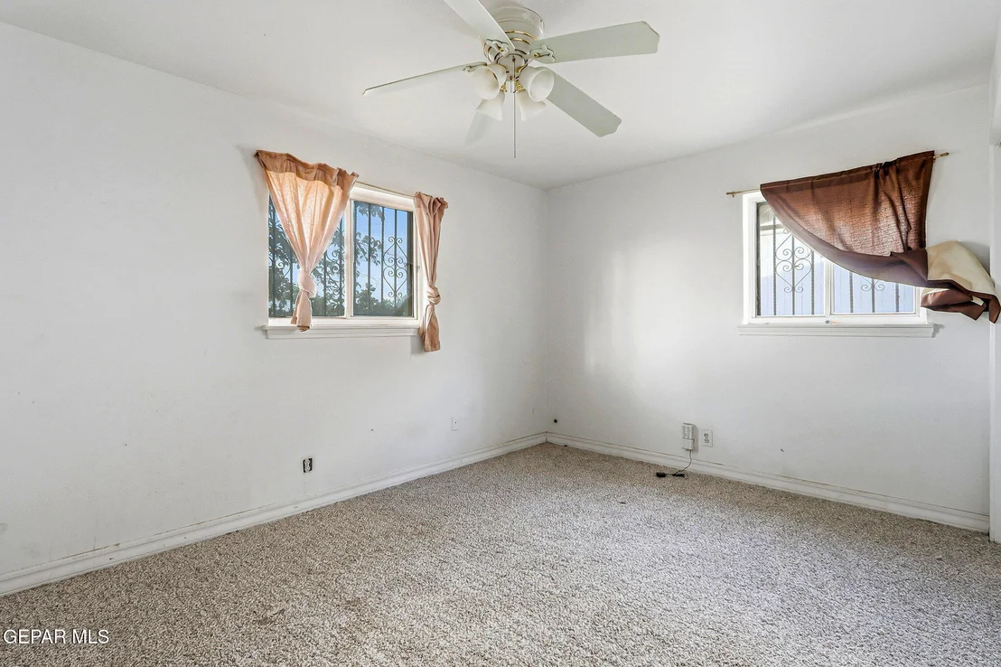 Photo of 5852 STURGEON Drive