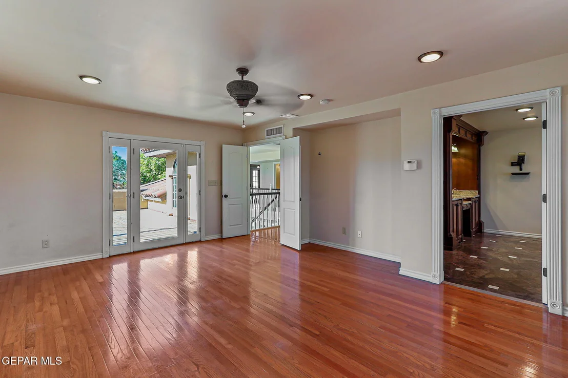 Photo of 3934 Emory rd Road