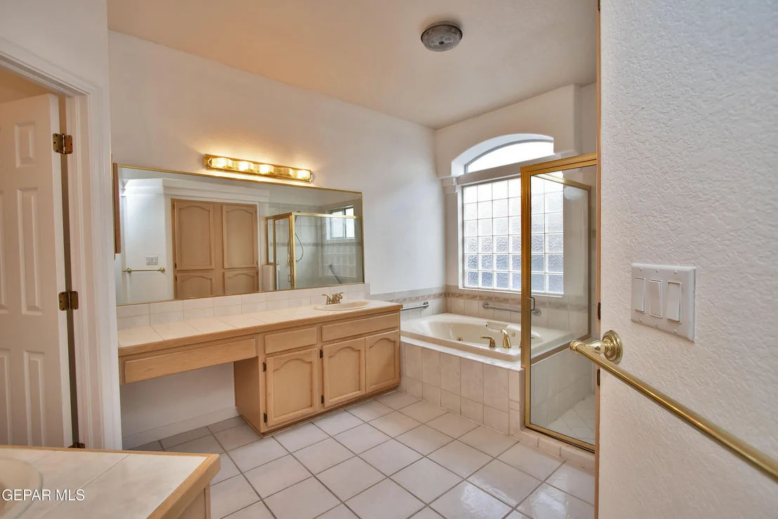 Photo of 6712 Isla Del Rey Drive