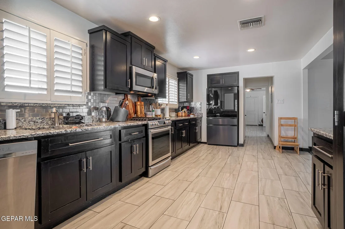 Photo of 9707 DARWAY Drive