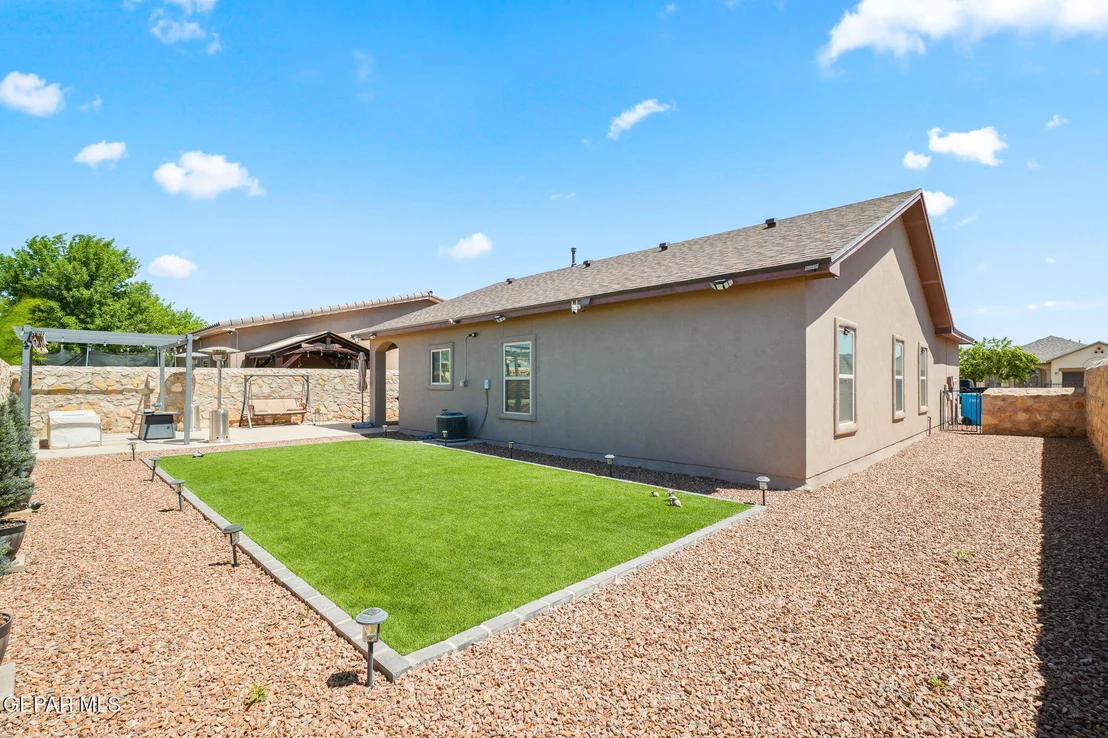 Photo of 1091 Chris Forbes Circle