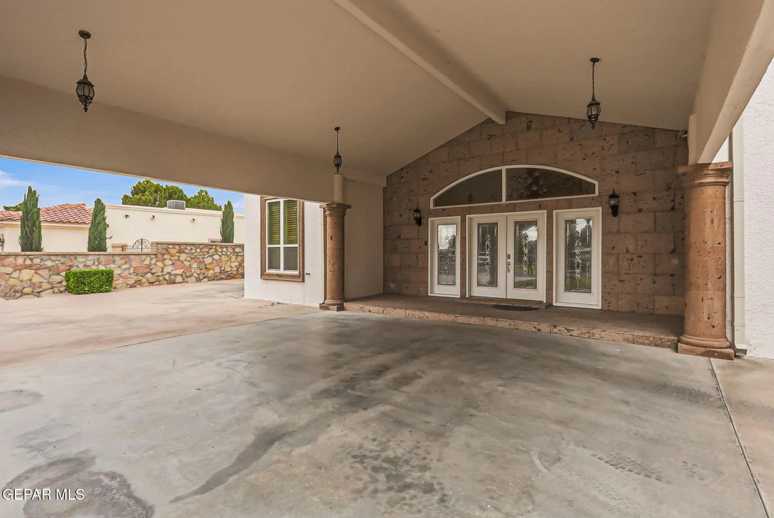 Photo of 6016 OLEASTER Drive