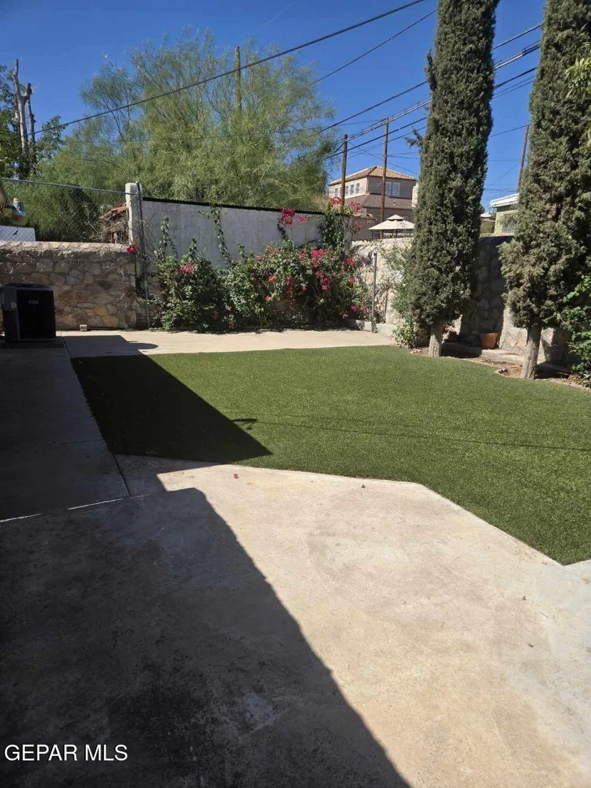 Photo of 4729 TROWBRIDGE Drive