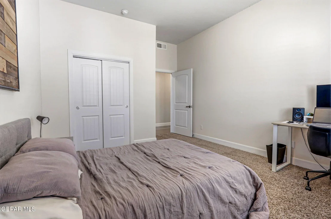 Photo of 5833 SPANISH Place