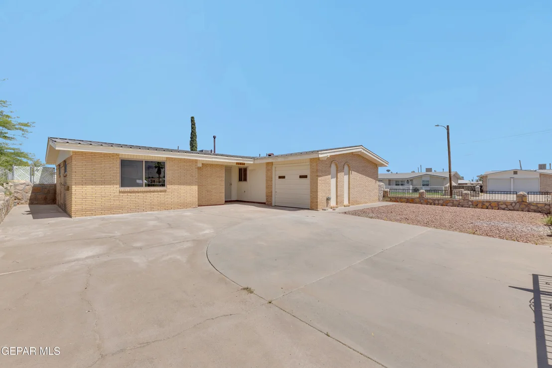 Photo of 10400 LAMBDA Drive