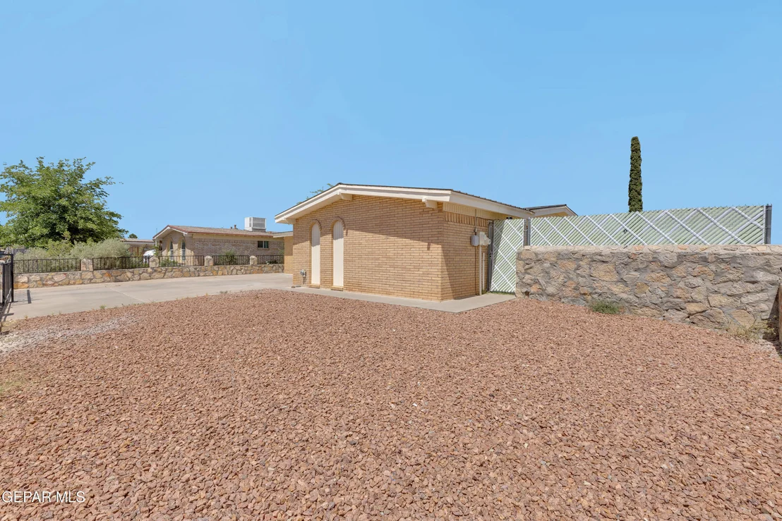 Photo of 10400 LAMBDA Drive