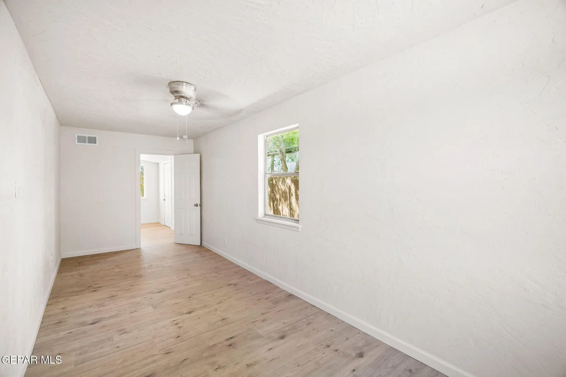 Photo of 7113 Dale Road