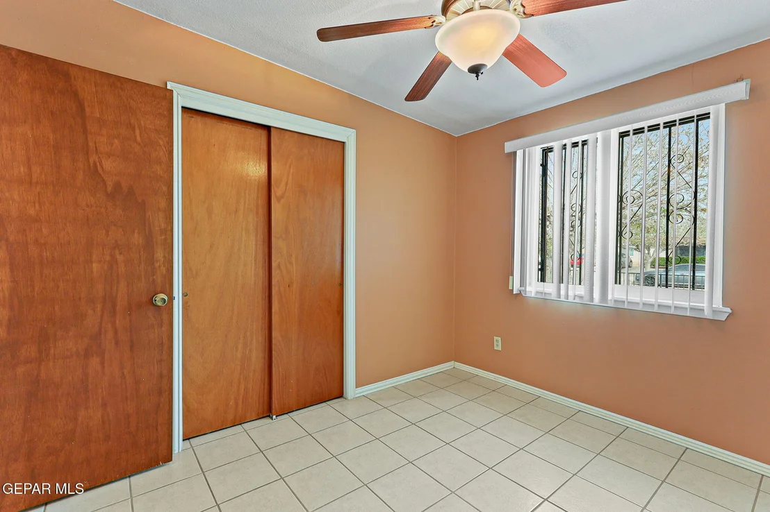 Photo of 233 MANUEL Drive