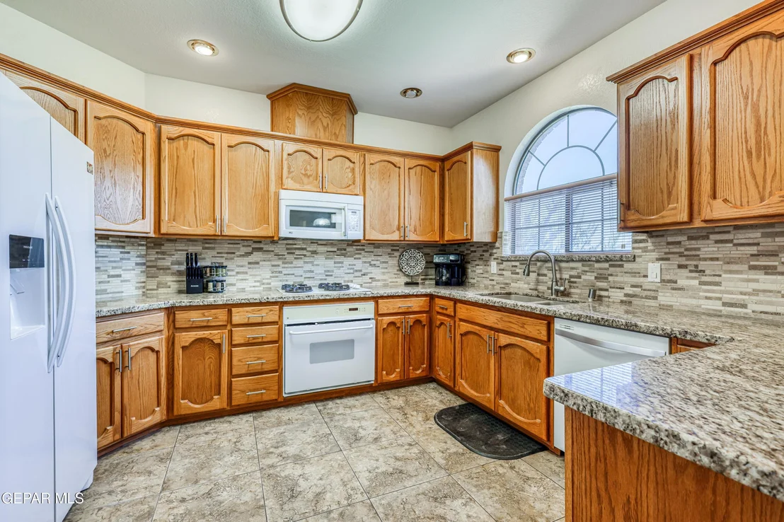 Photo of 6617 Isla del Rey Drive