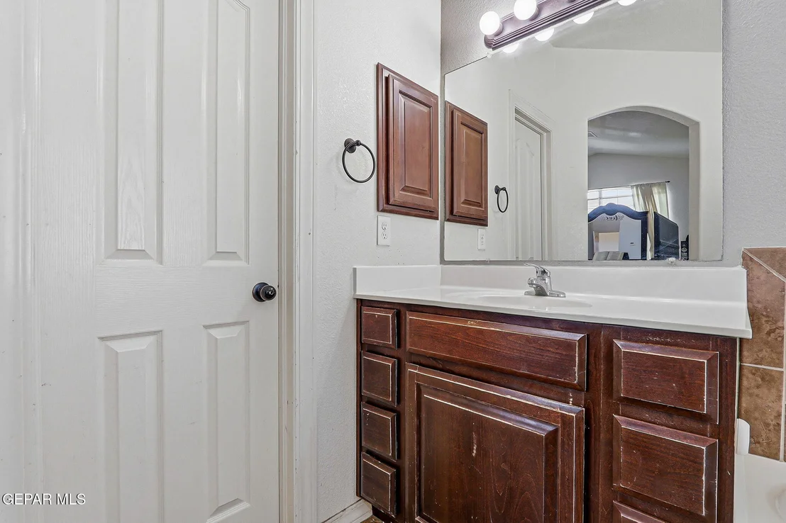 Photo of 331 EMERALD WOODS Street