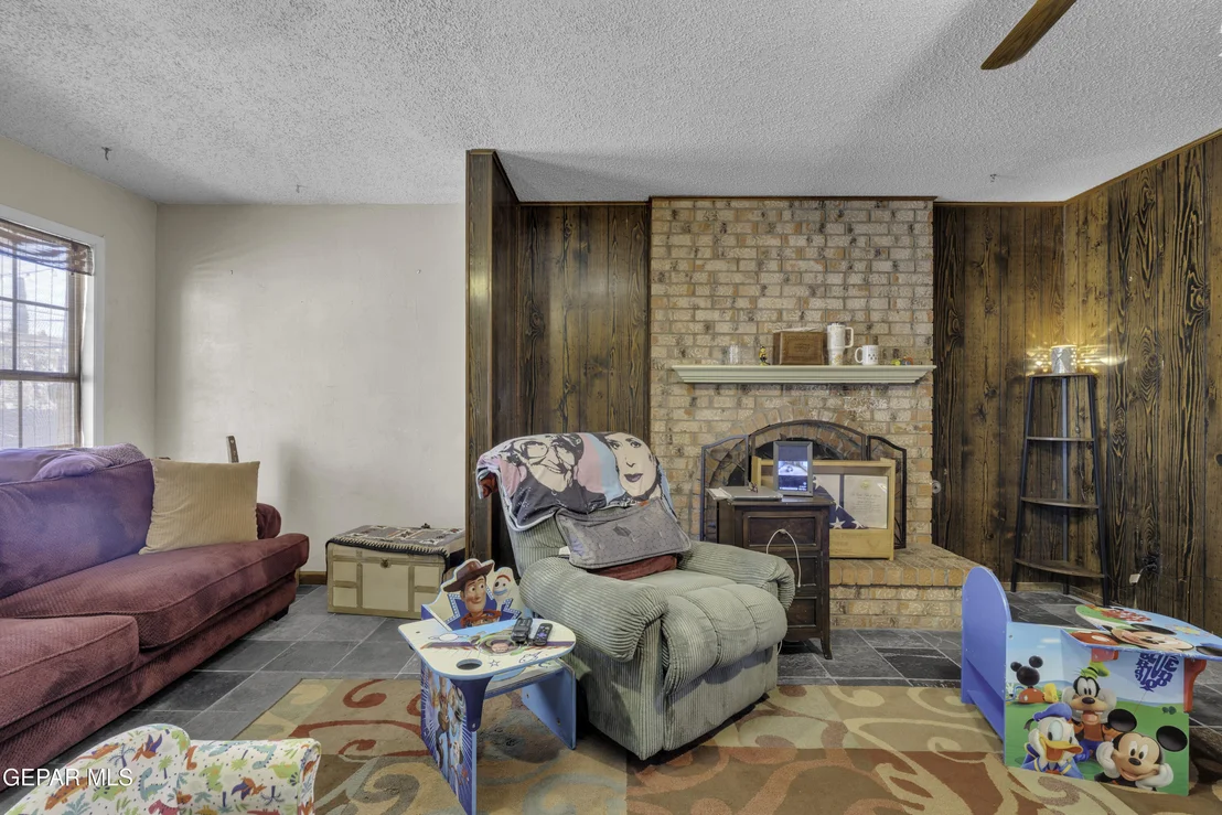 Photo of 608 CENTENNIAL Drive