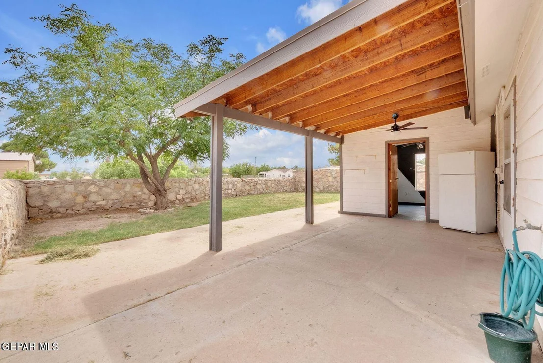 Photo of 1082 Mill Valley Road