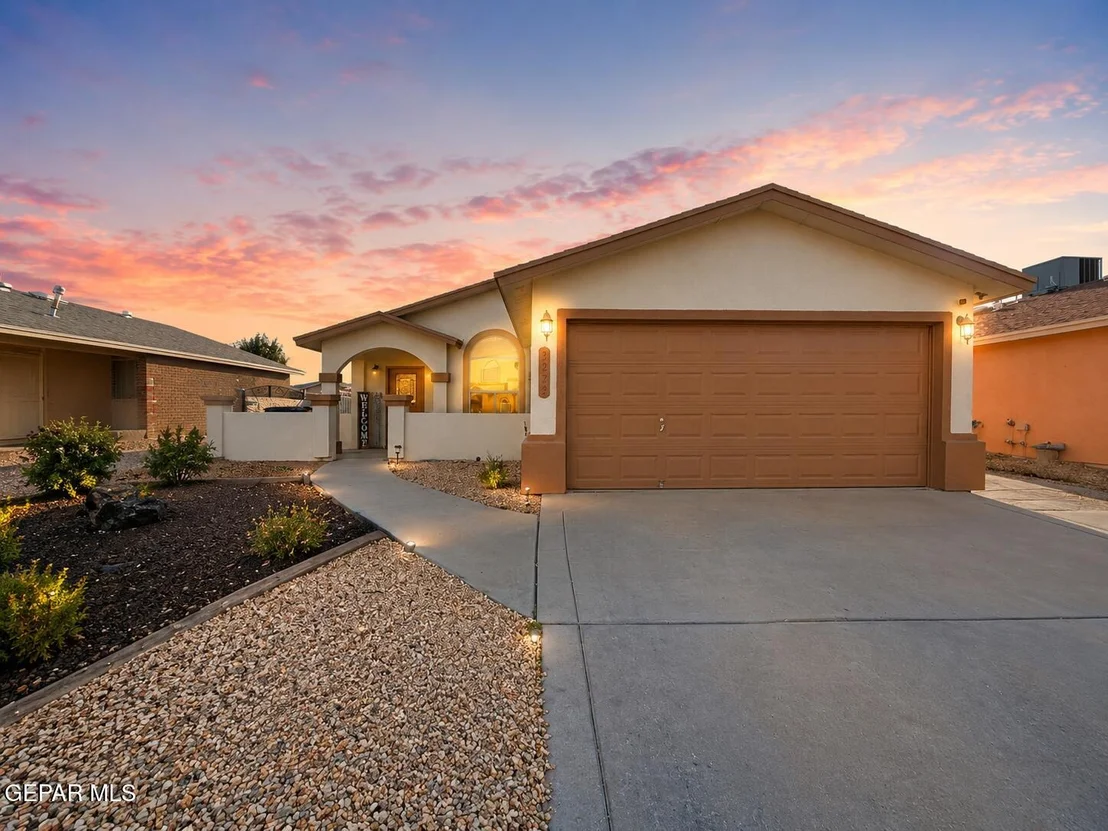 Photo of 3273 GARDEN POINT Drive