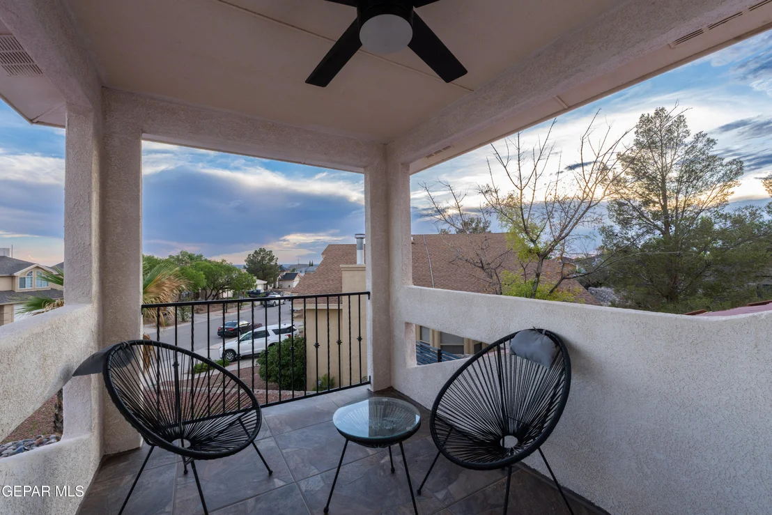 Photo of 6913 Crown Ridge Drive