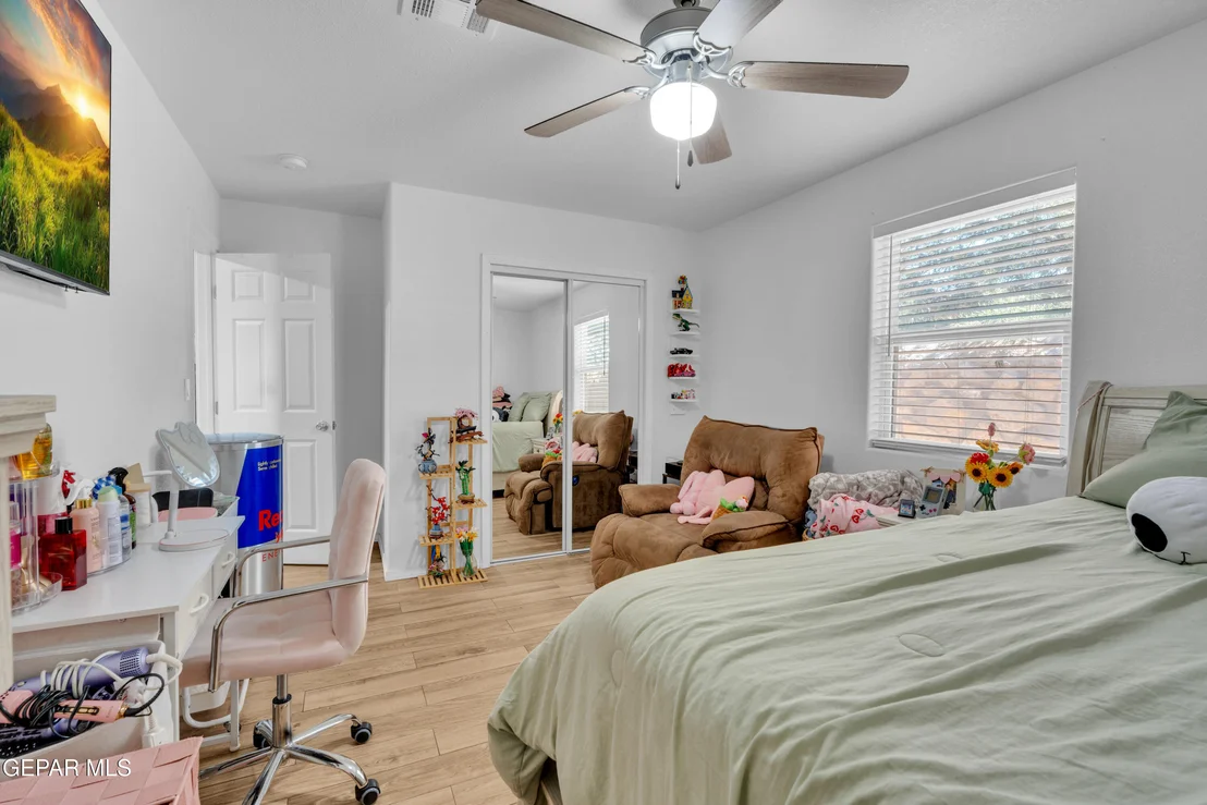 Photo of 10300 Valle Suave Drive