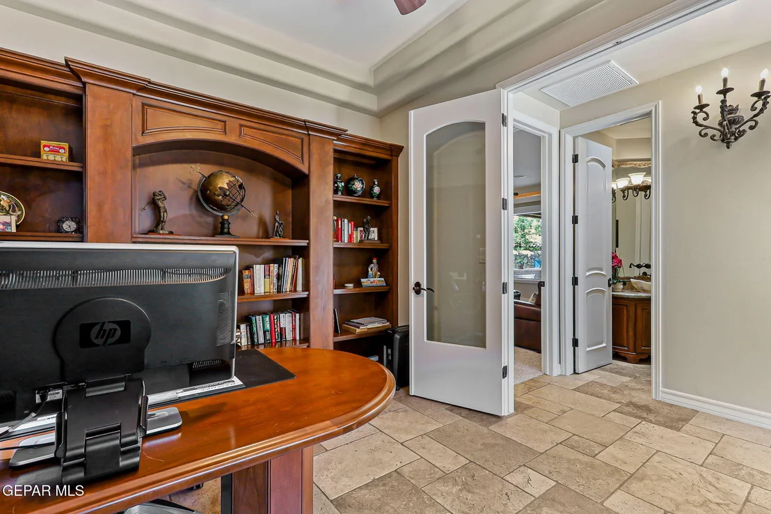Photo of 6333 FRANKLIN TRAIL Drive