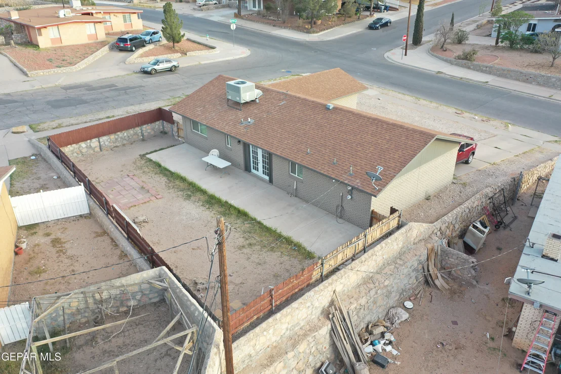 Photo of 301 Mardi Gras Drive