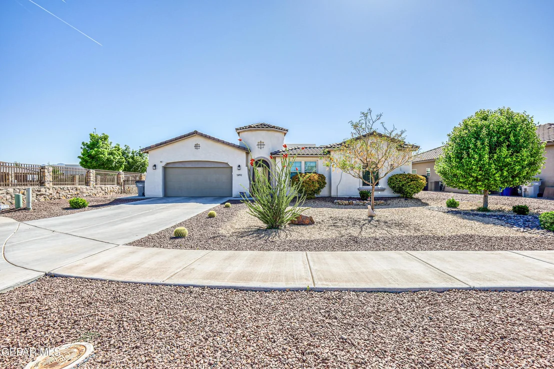 Photo of 5892 VALLE SONAR Avenue