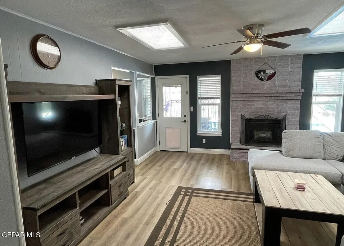 Photo of 1856 MIKE HILL Drive