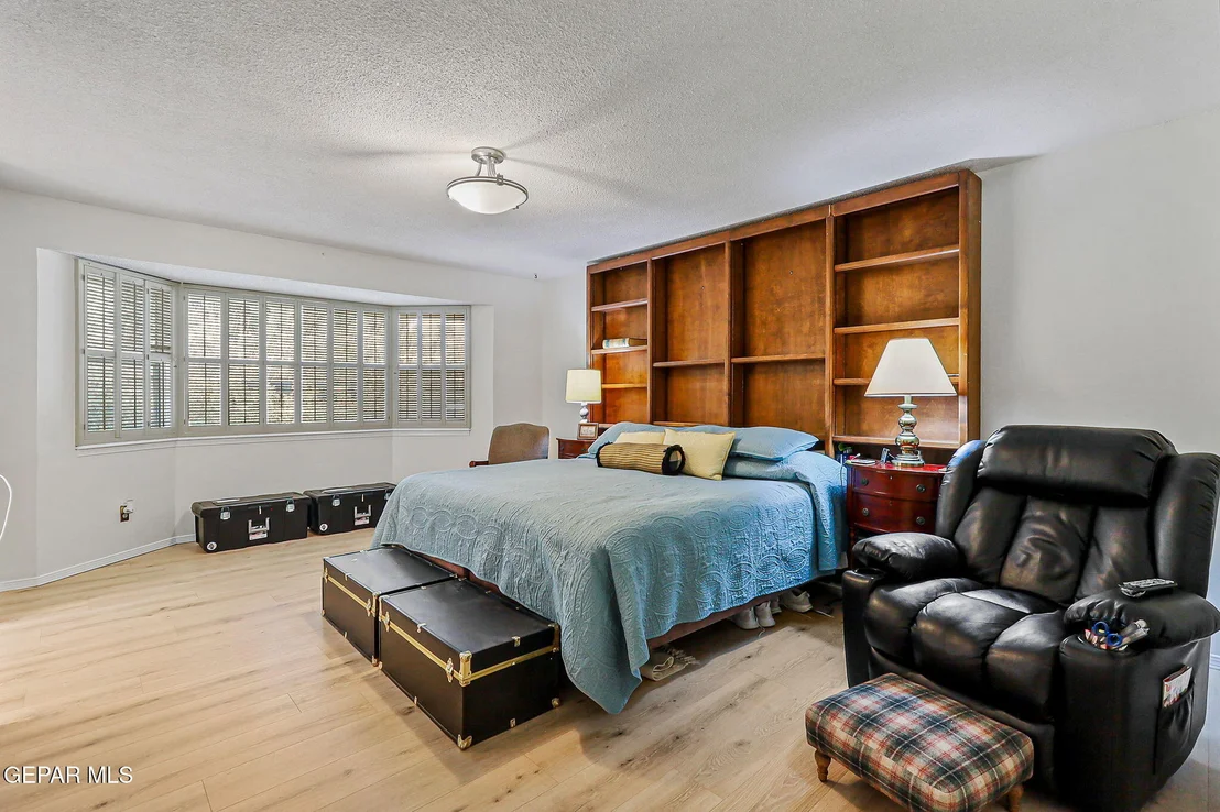 Photo of 745 Rinconada Lane