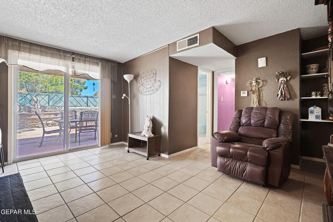 Photo of 9501 MCINTOSH Drive