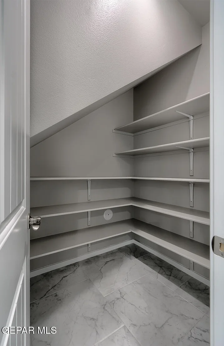 Photo of 15100 COMPOSITION Avenue