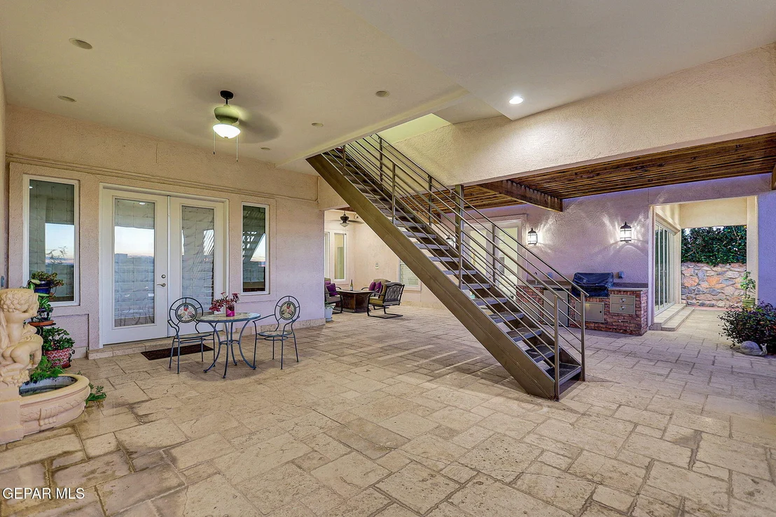 Photo of 5567 Buckley Drive