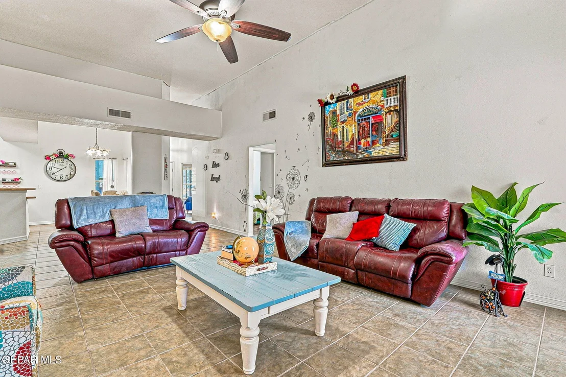 Photo of 835 SUN CITY PARK Court