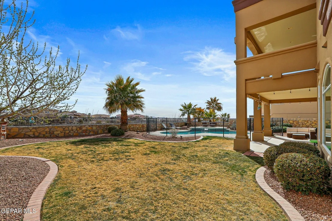 Photo of 1140 CALLE LOMAS Drive