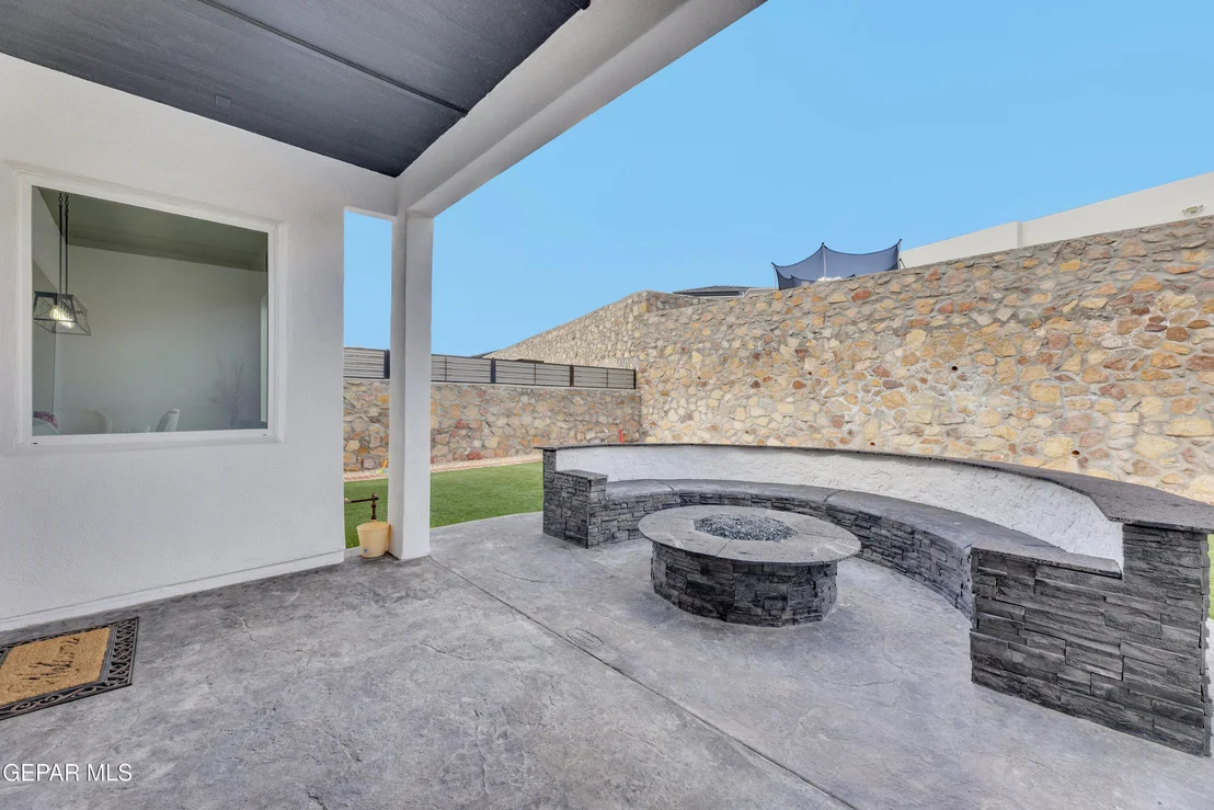Photo of 7423 SIDEWINDER BEND Drive