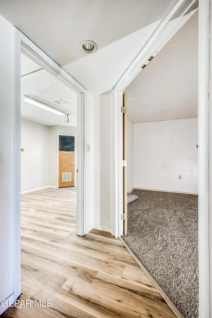Photo of 5800 NIKE Lane