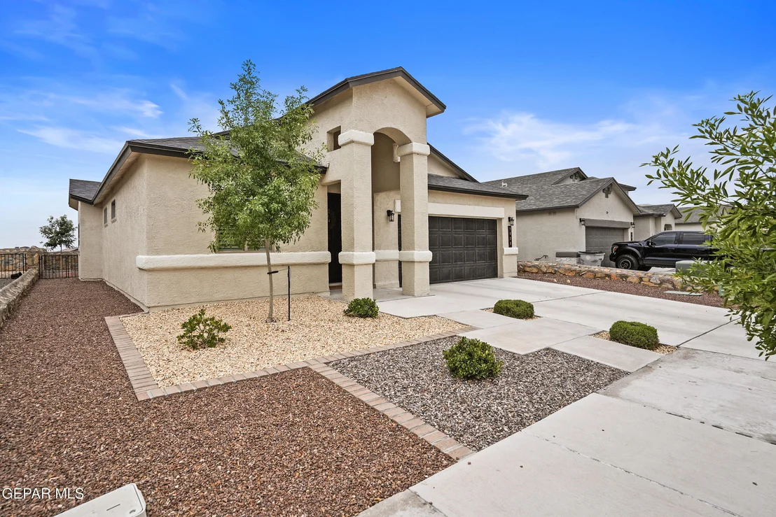 Photo of 7828 ENCHANTED PARK Drive