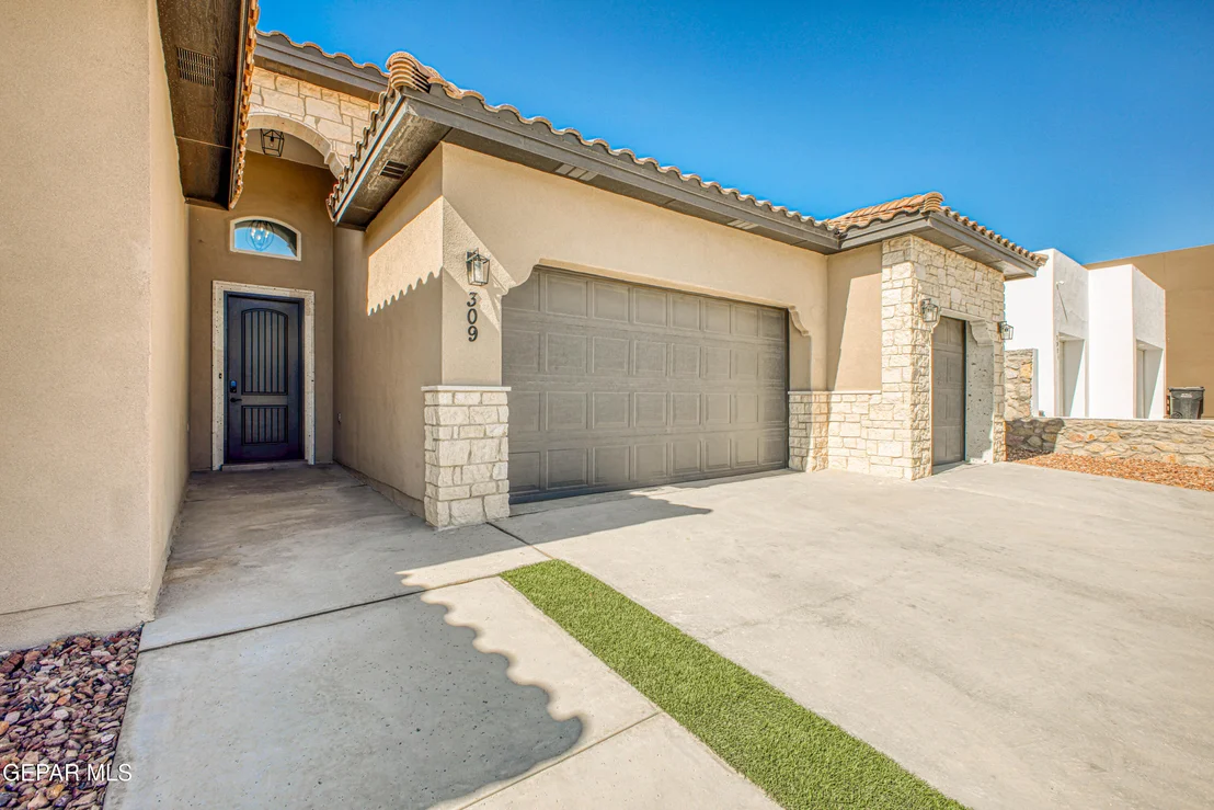 Photo of 309 Blue Valley