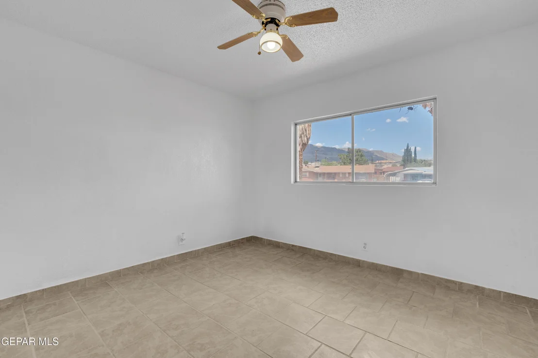 Photo of 6033 Isabella Drive