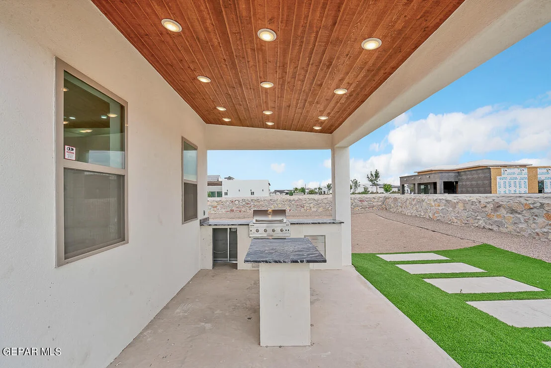Photo of 6325 Camino Pinon Place