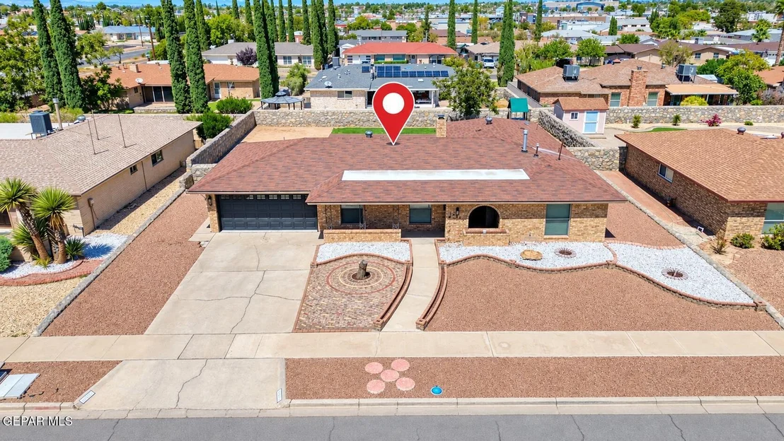 Photo of 10605 CAUSEWAY Drive