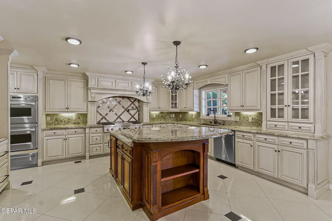 Photo of 3934 Emory rd Road