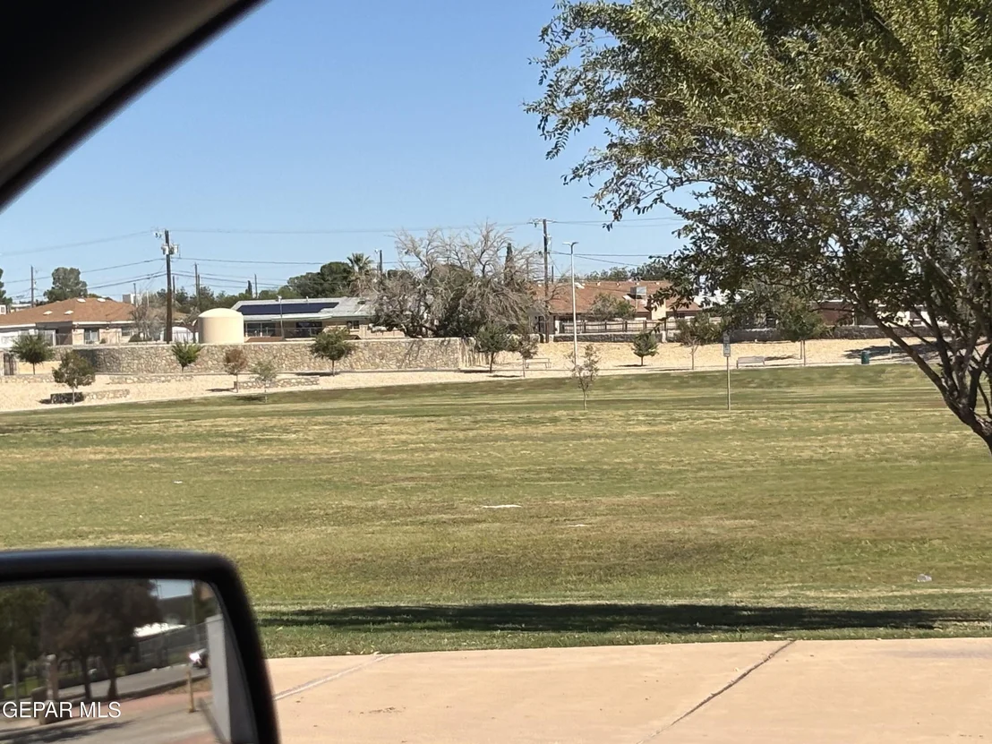 Photo of 7874 Broadway Drive