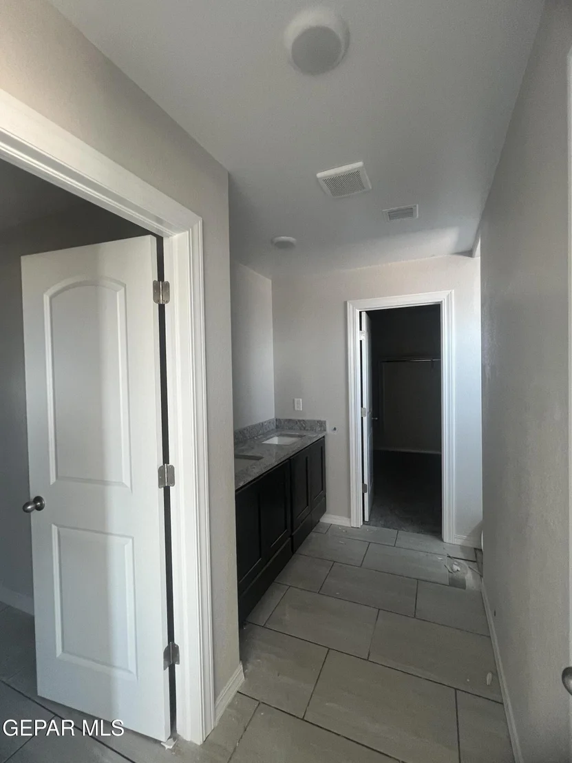 Photo of 3720 Hill Top Place
