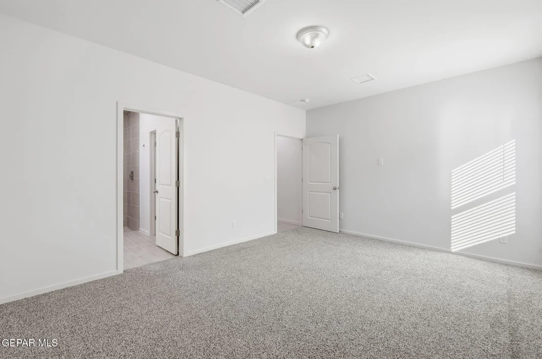 Photo of 13829 Summer Wave Avenue