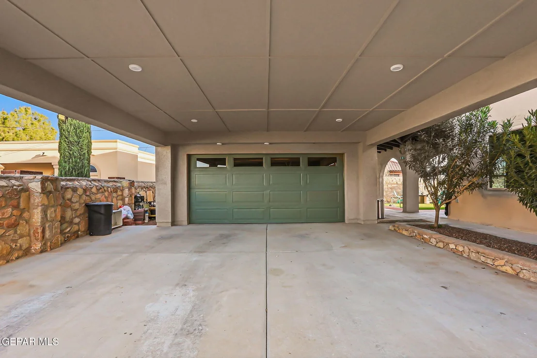 Photo of 440 BURKETT Drive