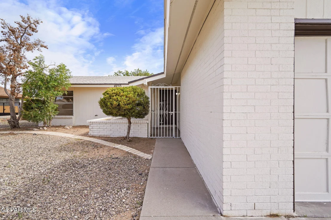 Photo of 10733 HAVENROCK Drive