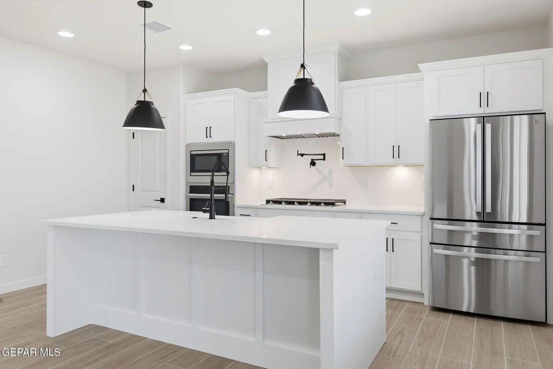 Photo of 14473 Desert Wind Drive