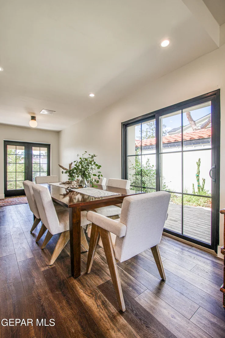 Photo of 1206 STOCKWELL Lane