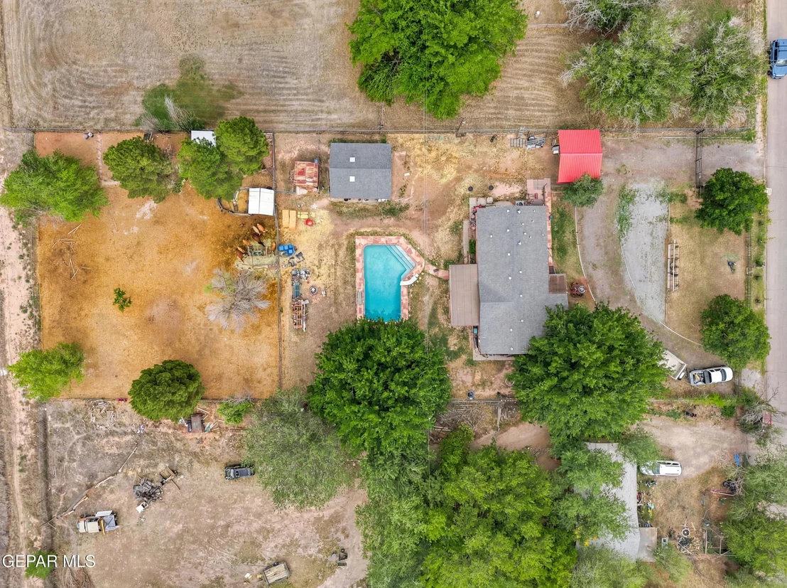 Photo of 516 CHISOM Drive