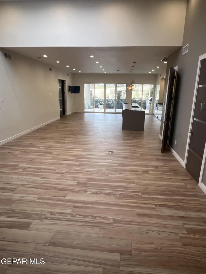 Photo of Unit 21 at 6006 Balcones Court