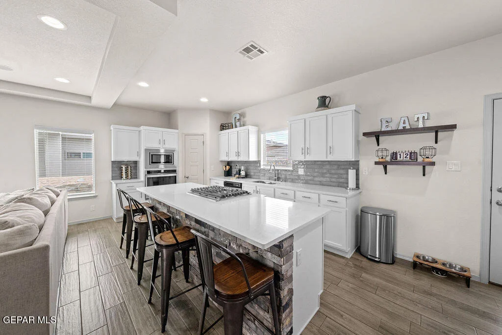 Photo of 5944 HIDDEN ARBOR Drive