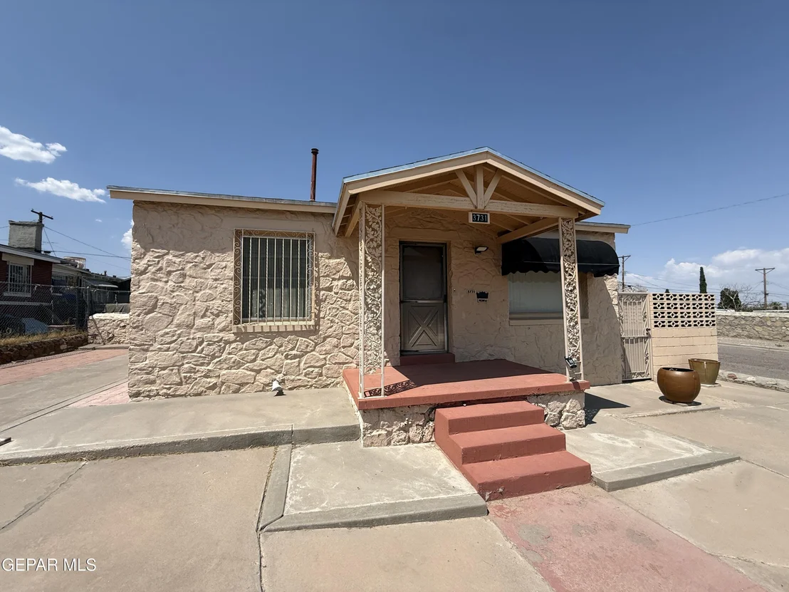 Photo of 3731 JEFFERSON Avenue