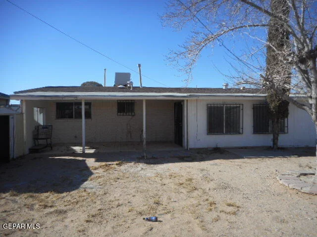 Photo of 2032 SOLANO Drive