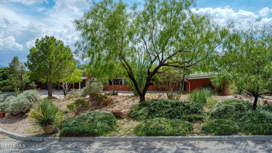 Photo of 1209 Thunderbird Drive